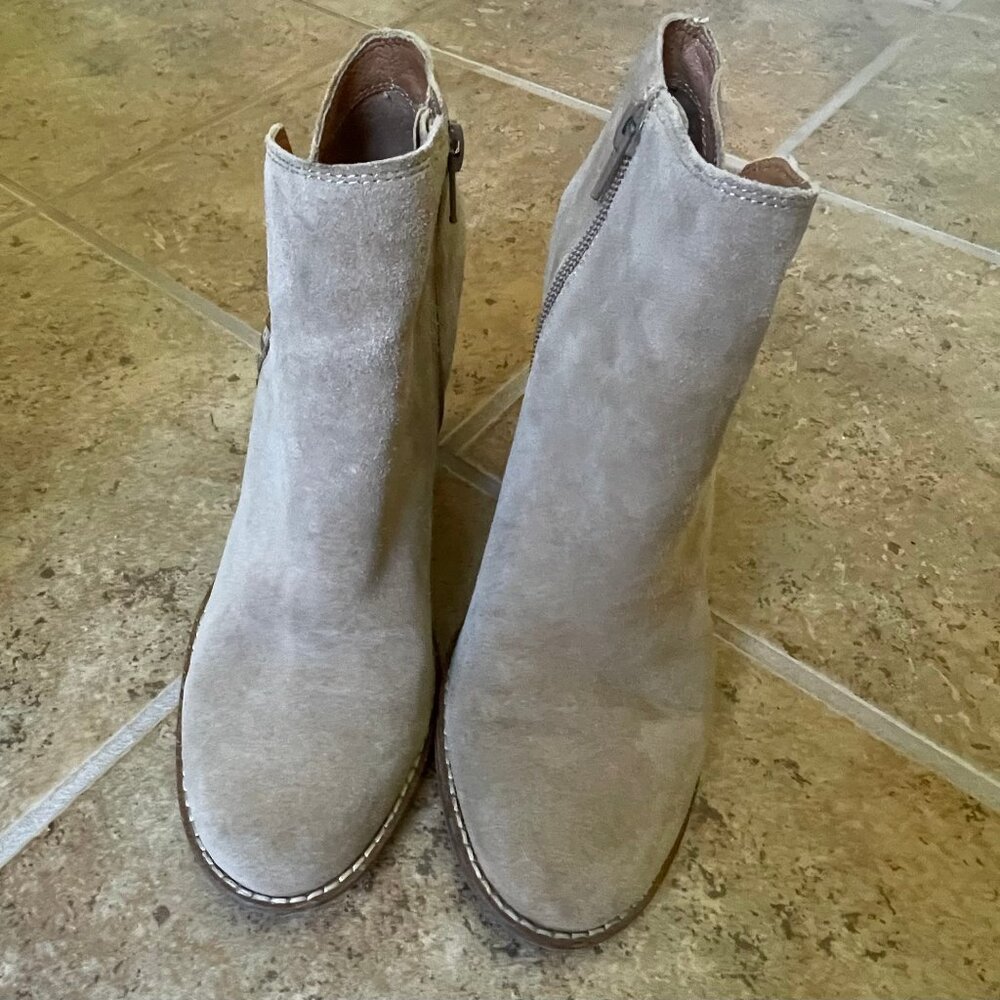 Lucky Brand Yimme Suede Wedge Bootie